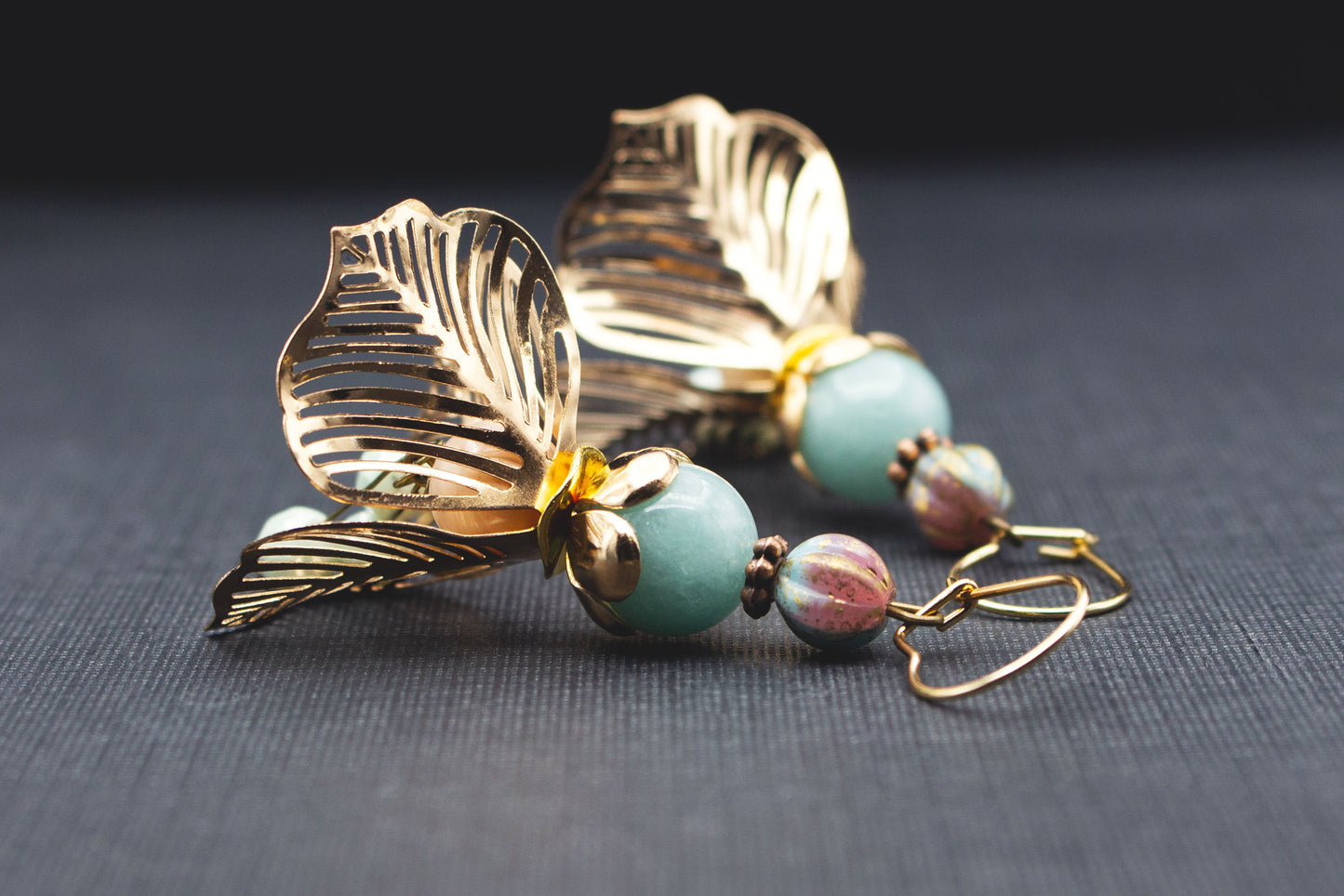 XXL Blütenohrringe mit Perlen in Mint und Rosa – romantischer Statement-Schmuck