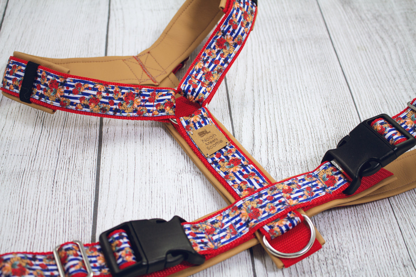 Hundegeschirr FRENCH BLISS rot blau beige mit Blumenmuster, französisch inspiriert, gepolstert und verstellbar