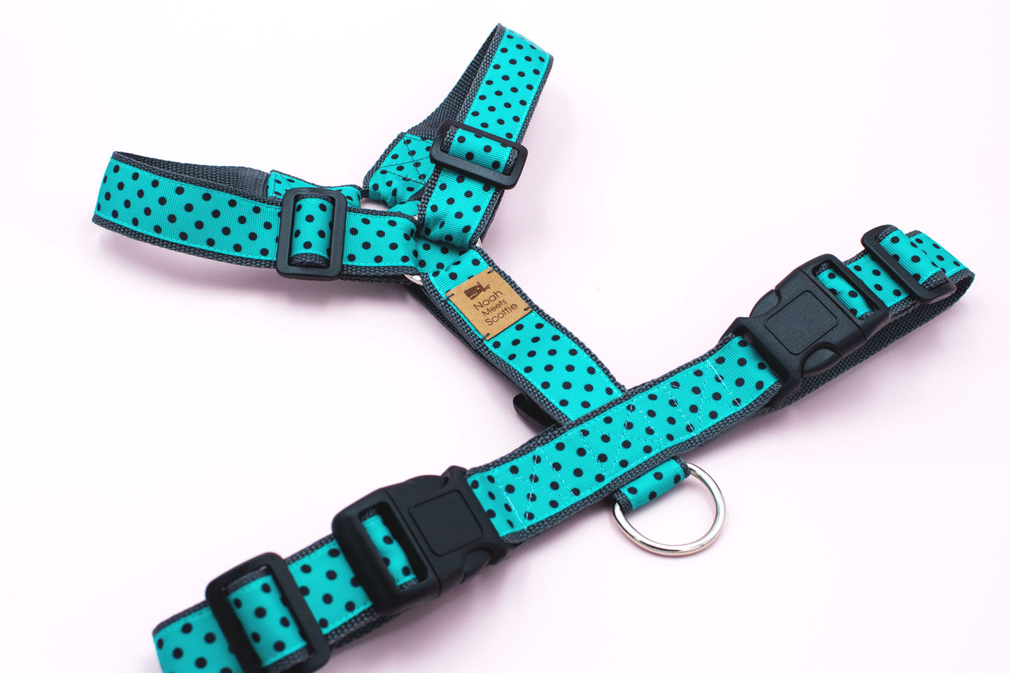 Hundegeschirr Türkis Polka Dots mit dunklem Gurtband, leicht und komfortabel