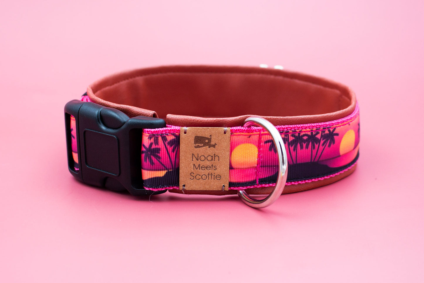 Detailansicht Hundehalsband SUNSET, buntes Design, weich mit Kunstleder gefüttert