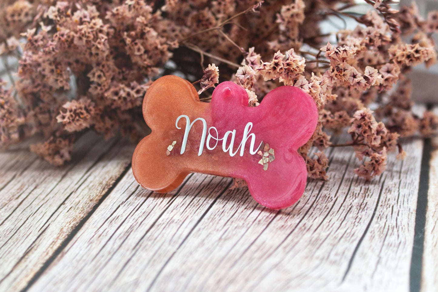 Hundemarke FLAMINGO SUNSET im Knochen-Design mit Farbverlauf Gold, Bronze und Rosa, Resin, wetterfestes Unikat