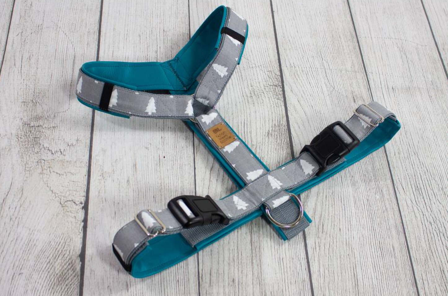 Hundegeschirr GREY SHADES SALE – Tannenbaum Grau Petrol, Größe M nur 1x, 50 % reduziert