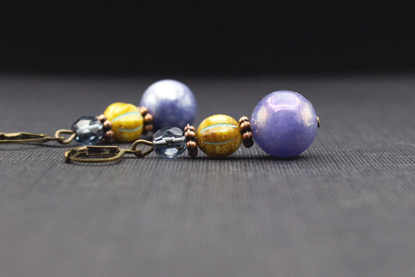 Ethno Ohrringe Lila Senfgelb Türkis – stilvoller Ohrschmuck im Boho-Stil