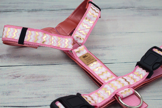 Hundegeschirr ANA mit Chevron Muster rosa weiß gold, gepolstert und verstellbar