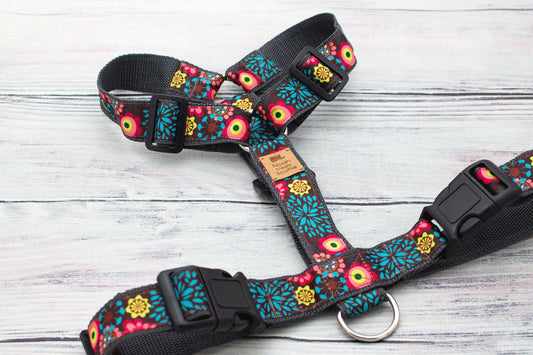 Hundegeschirr COCOA FLOWER in Braun, Türkis und Pink mit Blumenmuster, verstellbar und robust
