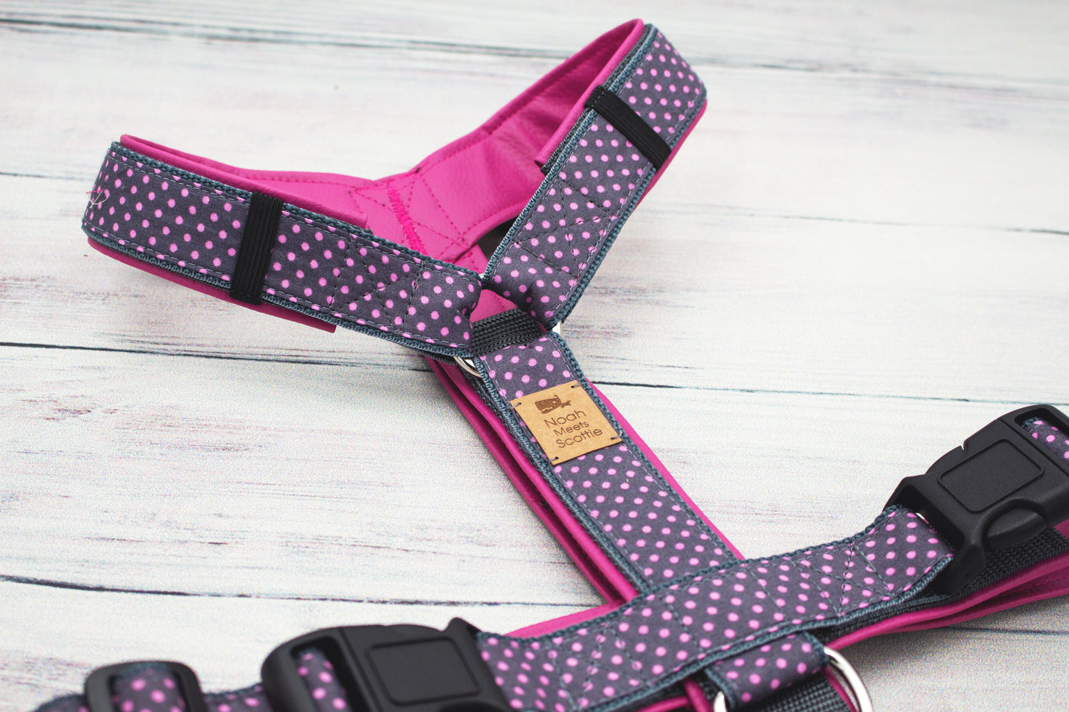 Hundegeschirr DUFFY gepolstert verstellbar, Punkte Pink Grau, robust und komfortabel
