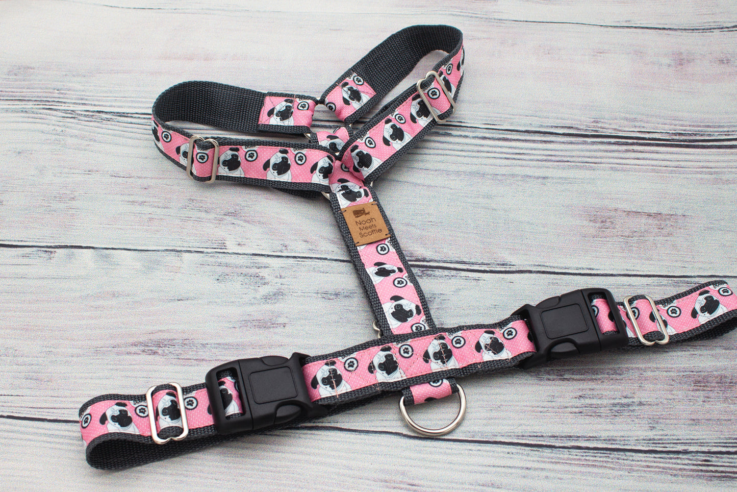 Hundegeschirr Hug a Pug, süßes Design für kleine Hunde, leicht und bequem