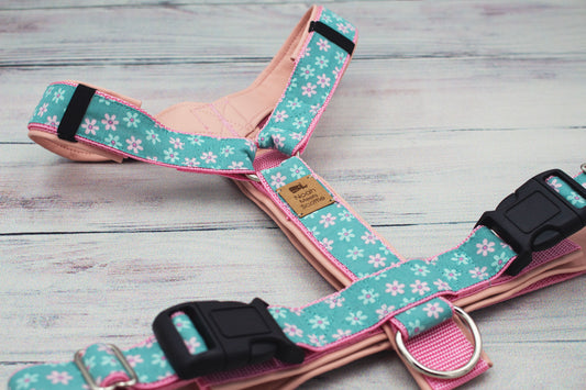Hundegeschirr MILLY mit kleinen Blumen in Rosa und Mint, gepolstert und verstellbar