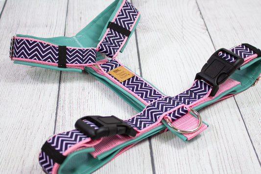 Hundegeschirr MINT LOVE mint rosa mit Chevron Muster, modern romantisch, gepolstert und verstellbar