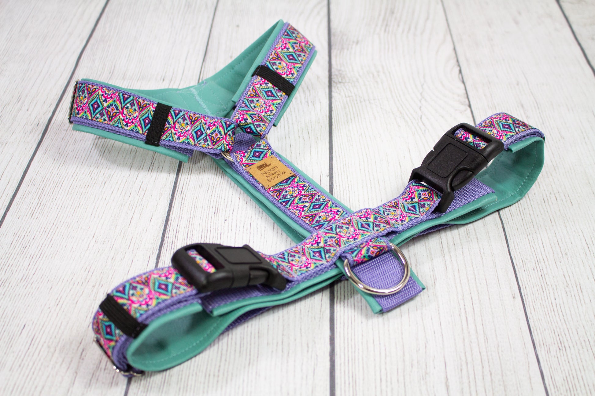 Hundegeschirr PARLEY mit Paisley-Design, Mint und Pink, verstellbar und bequem mit viel Bewegungsfreiheit
