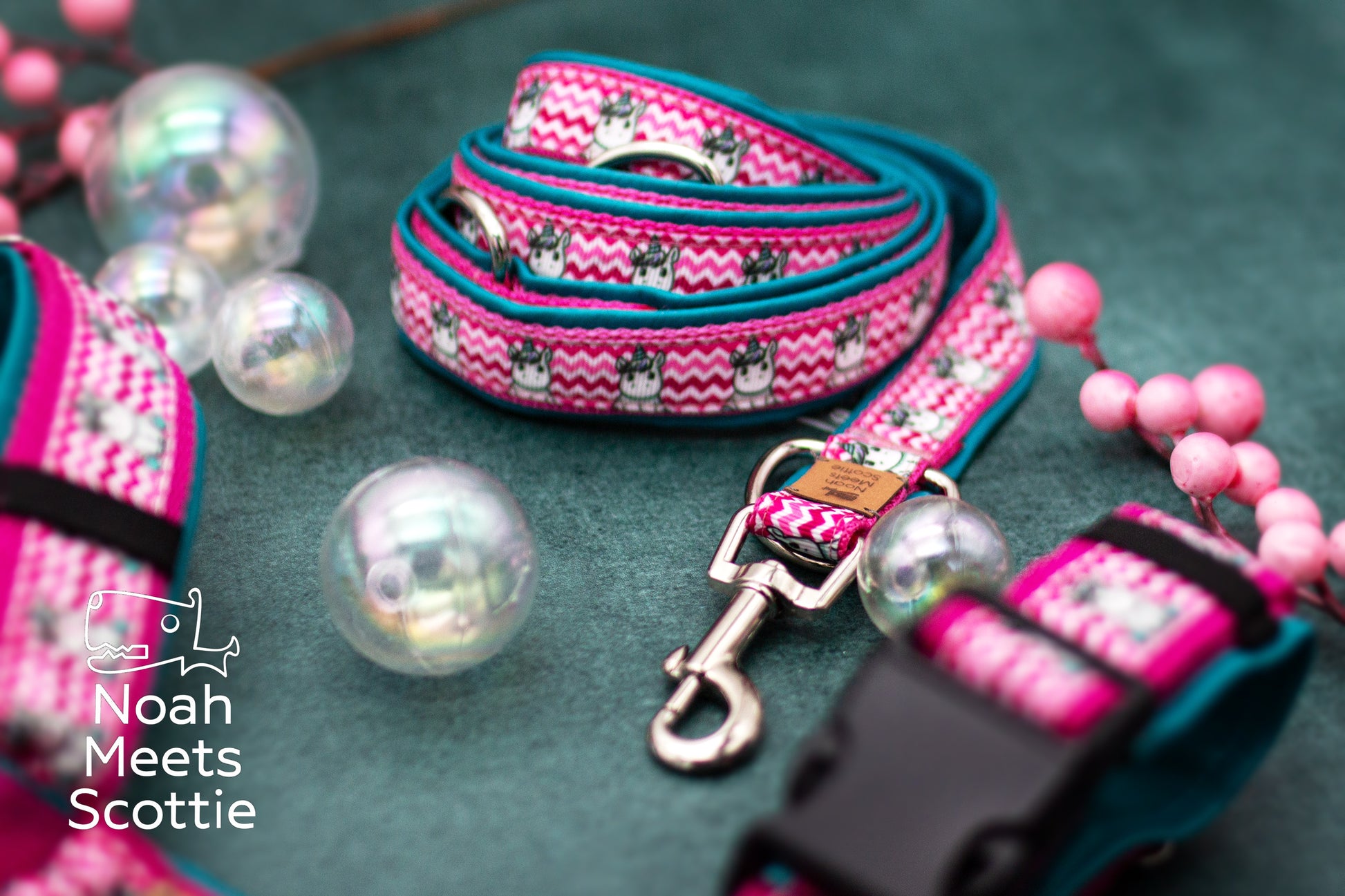 Verstellbares Hundegeschirr mit Einhorn-Design in Pink, Rosa und Türkis für kleine und große Hunde