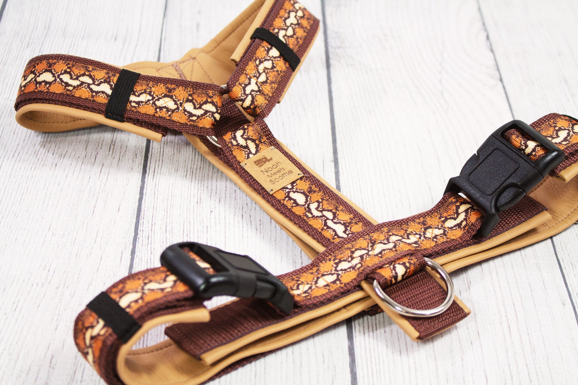 Hundegeschirr SNAKE Schlangen-Muster orange braun, gepolstert, komfortabel und robust