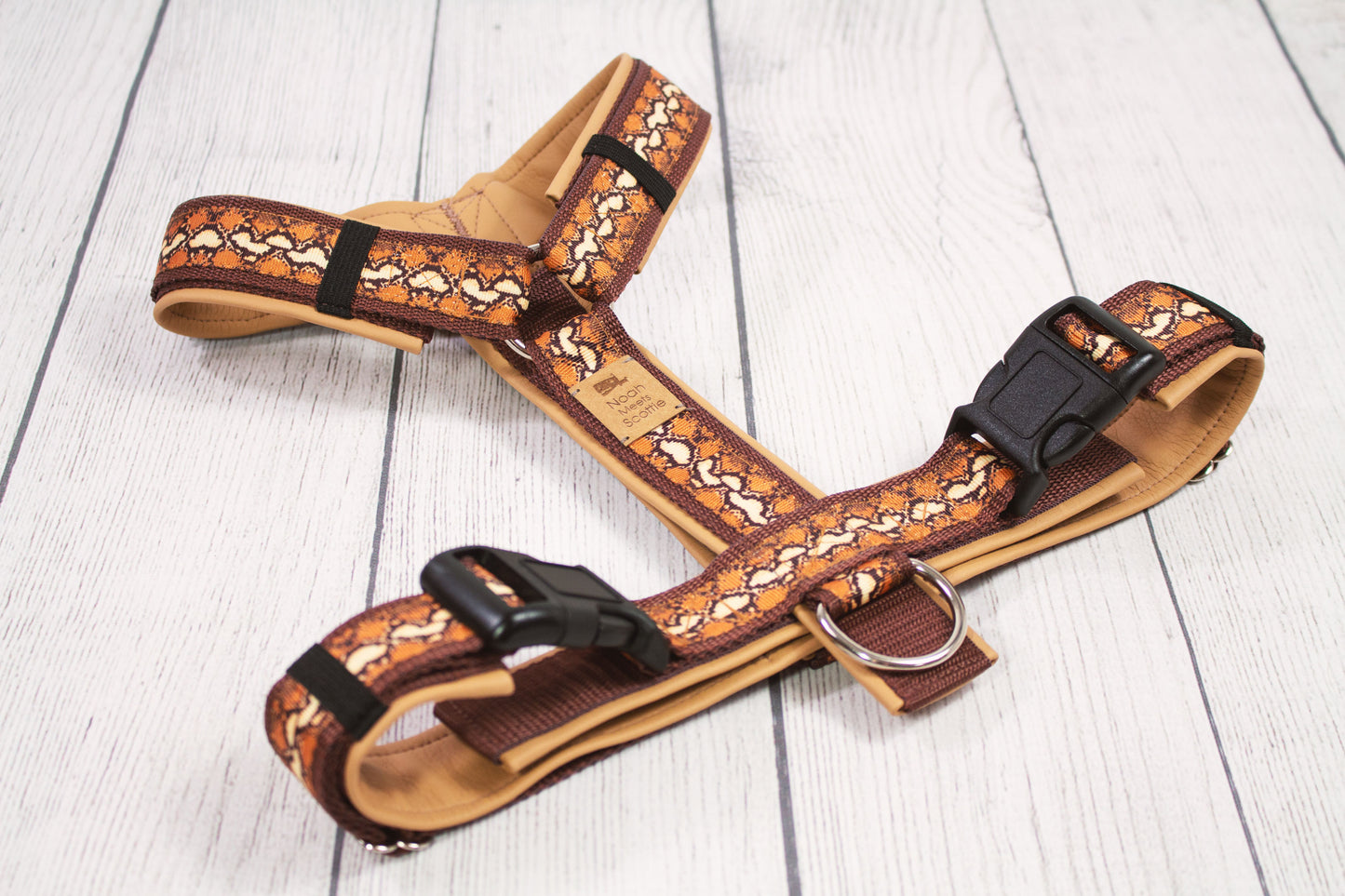 Hundegeschirr SNAKE mit Schlangenprint orange braun, verstellbar, viel Bewegungsfreiheit