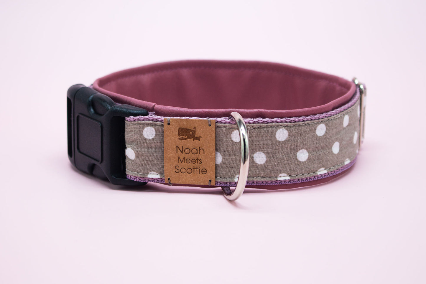 Detailansicht Hundehalsband ELSA, altrosa gefüttert im Shabby Landhausstil
