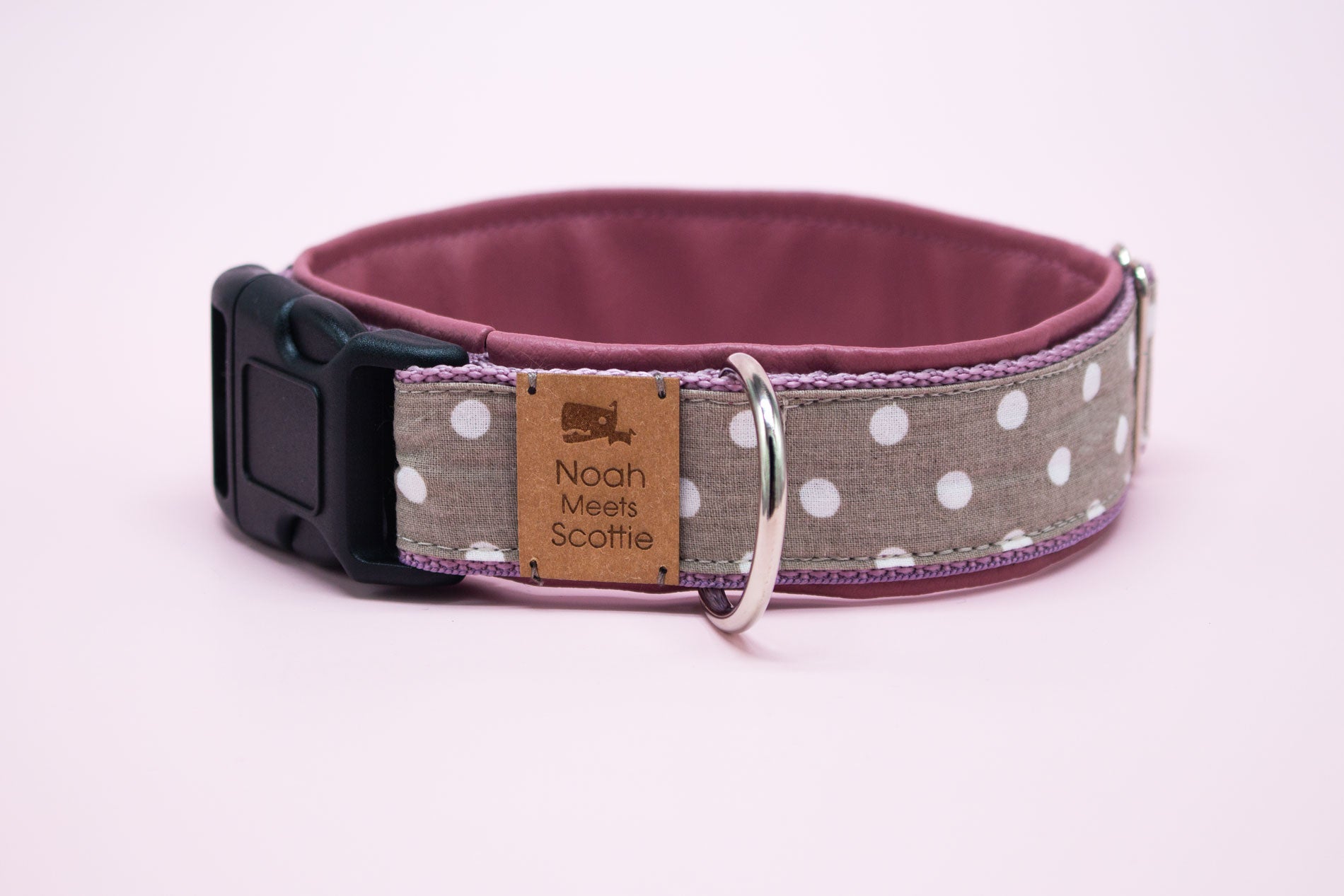 Detailansicht Hundehalsband ELSA, altrosa gefüttert im Shabby Landhausstil