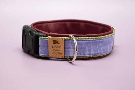 Hundehalsband LILIA in Flieder mit Blumenmuster, innen Bordeaux – romantisches Design