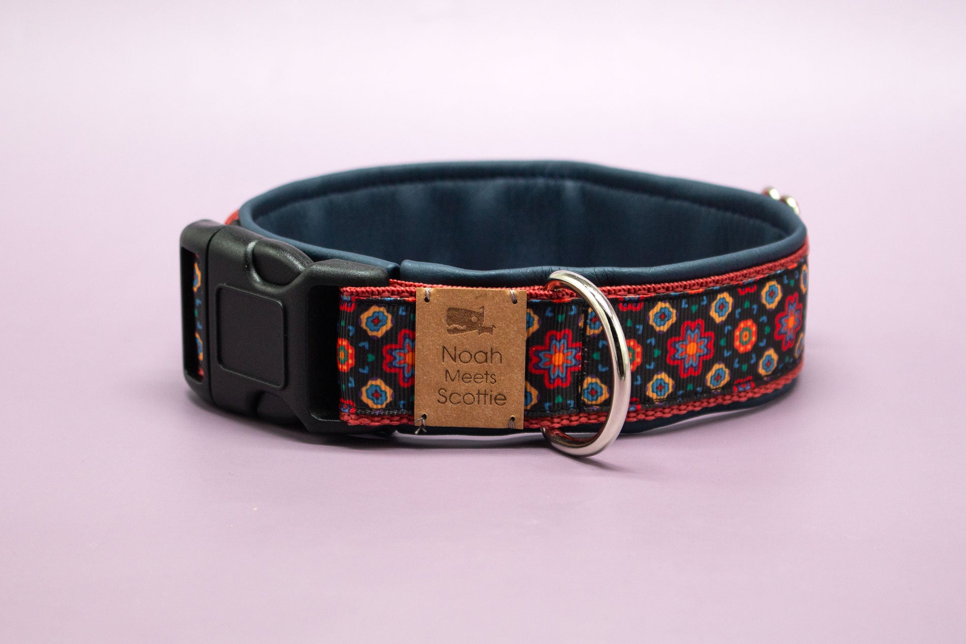 Hundehalsband MARIA – geometrisches mexikanisches Design, dunkelrot und blau, verstellbar