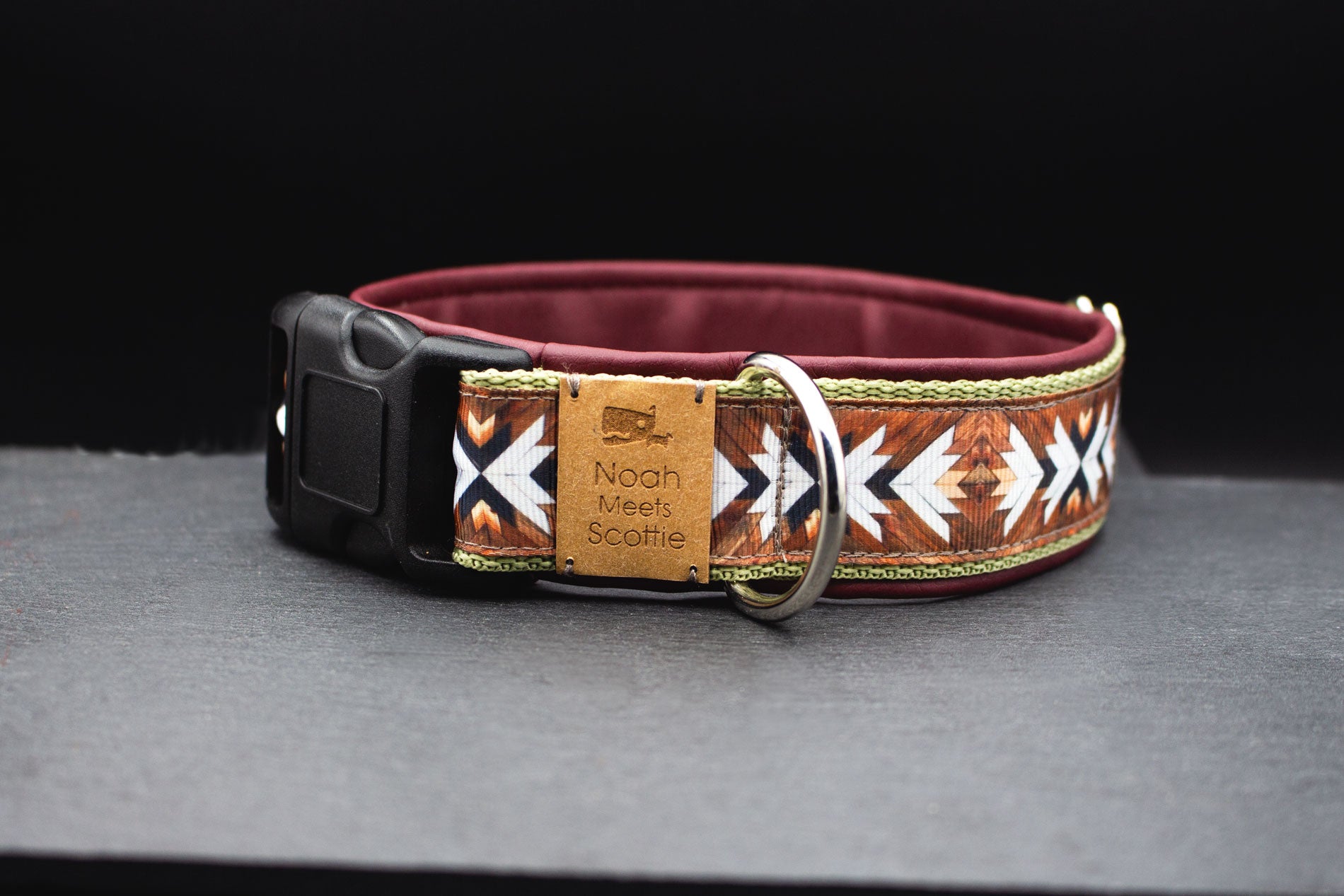 Hundehalsband TARA – Natur-Look in Holzoptik, verstellbar, stilvoll und weich gefüttert