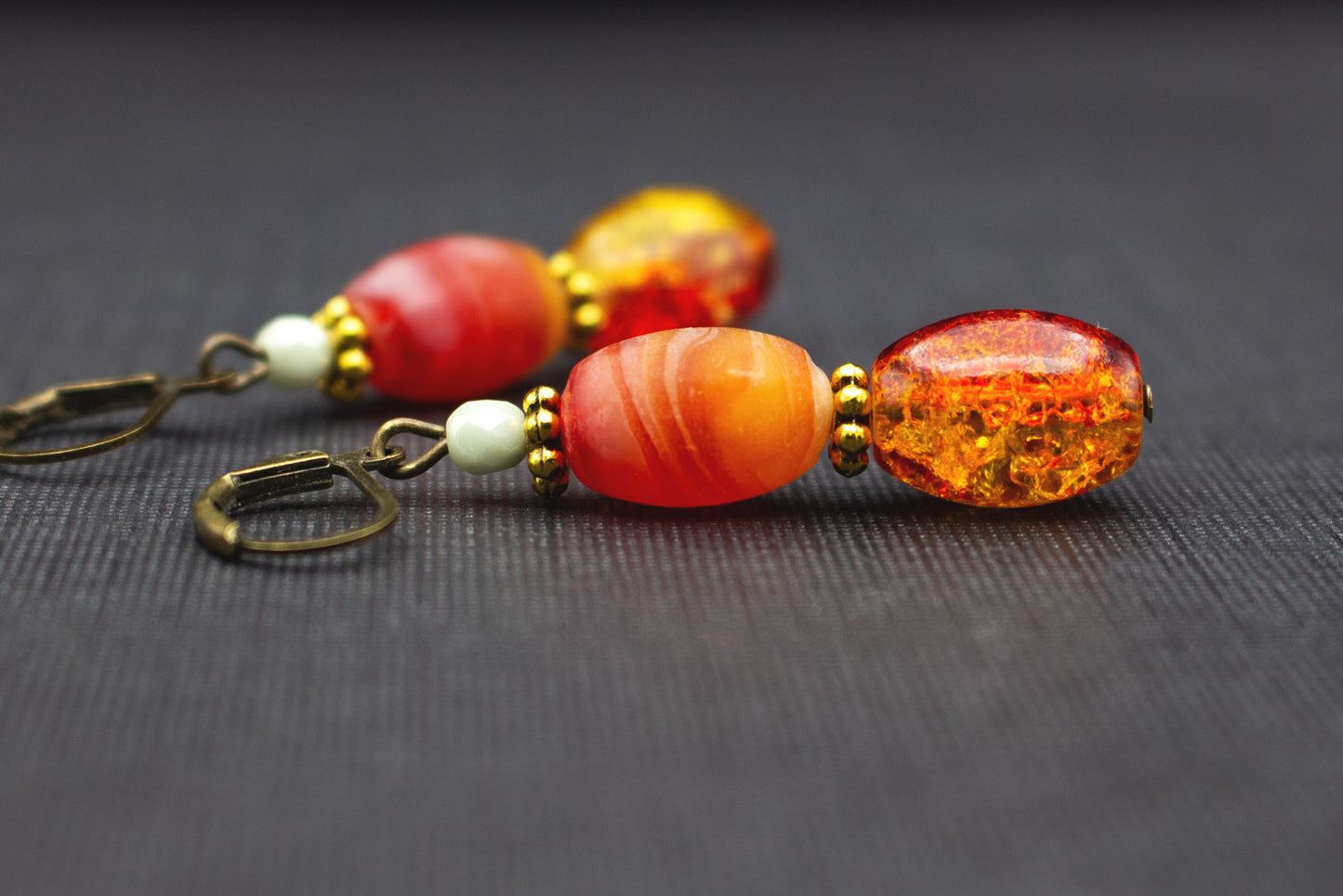 Moderne Ohrringe in Gelb, Rot und Orange – stilvoller Ohrschmuck für Damen