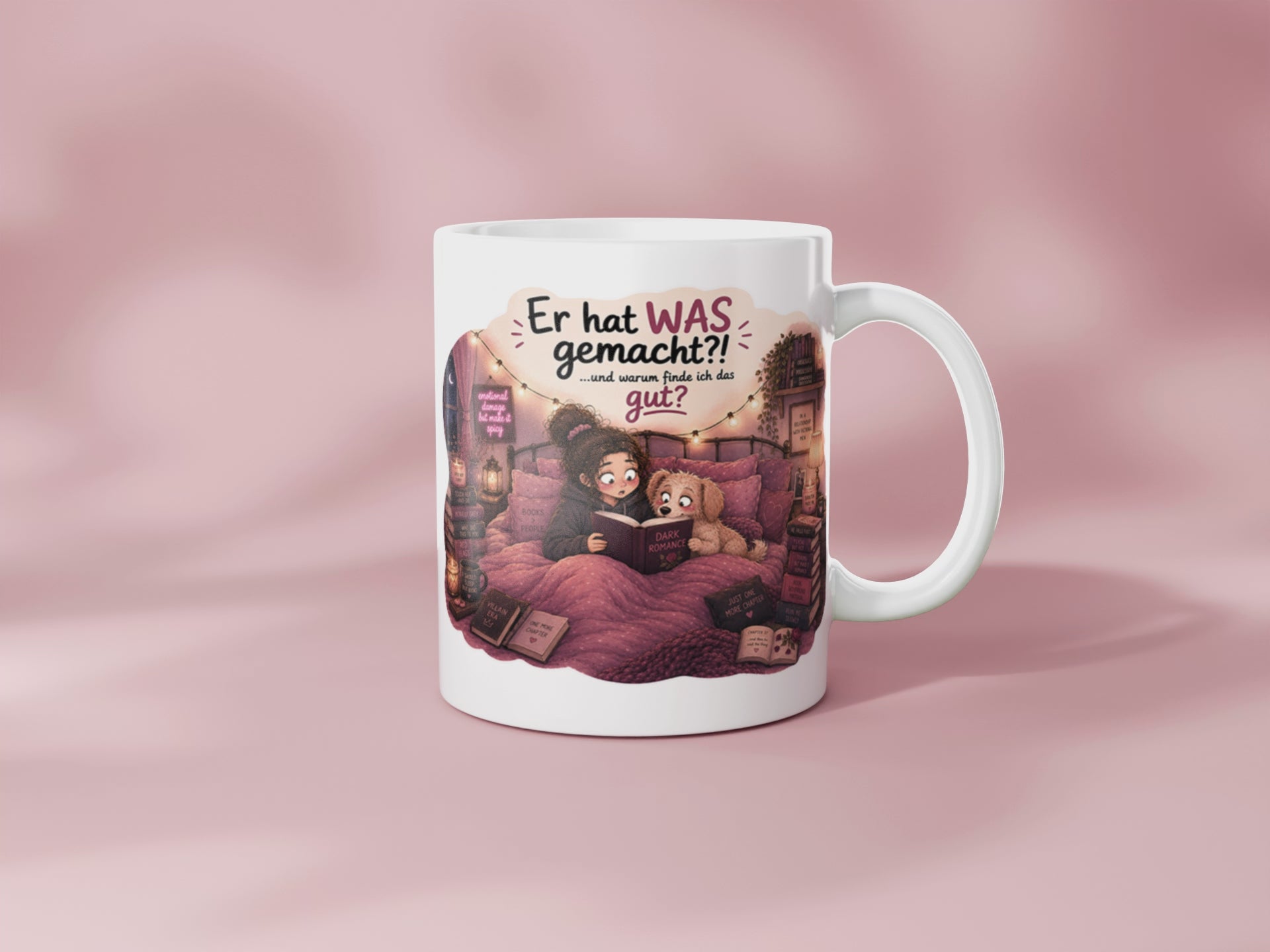 360 Grad Ansicht der Dark Romance Tasse mit Geschenkbox, Büchern und Hund für BookTok Fans und Buchliebhaber