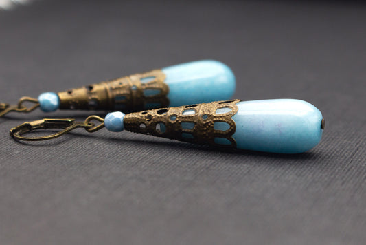 Tropfenohrringe Hellblau mit Bronze – eleganter Vintage Schmuck für Frauen